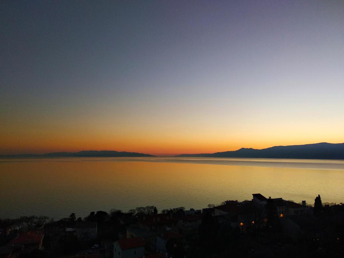 Apartment With View In Rijeka Exterior foto